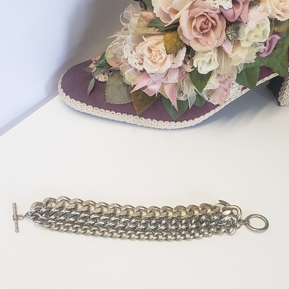 Gorgeous Vintage Multi Tone Chain Bracelet - Picture 5 of 5